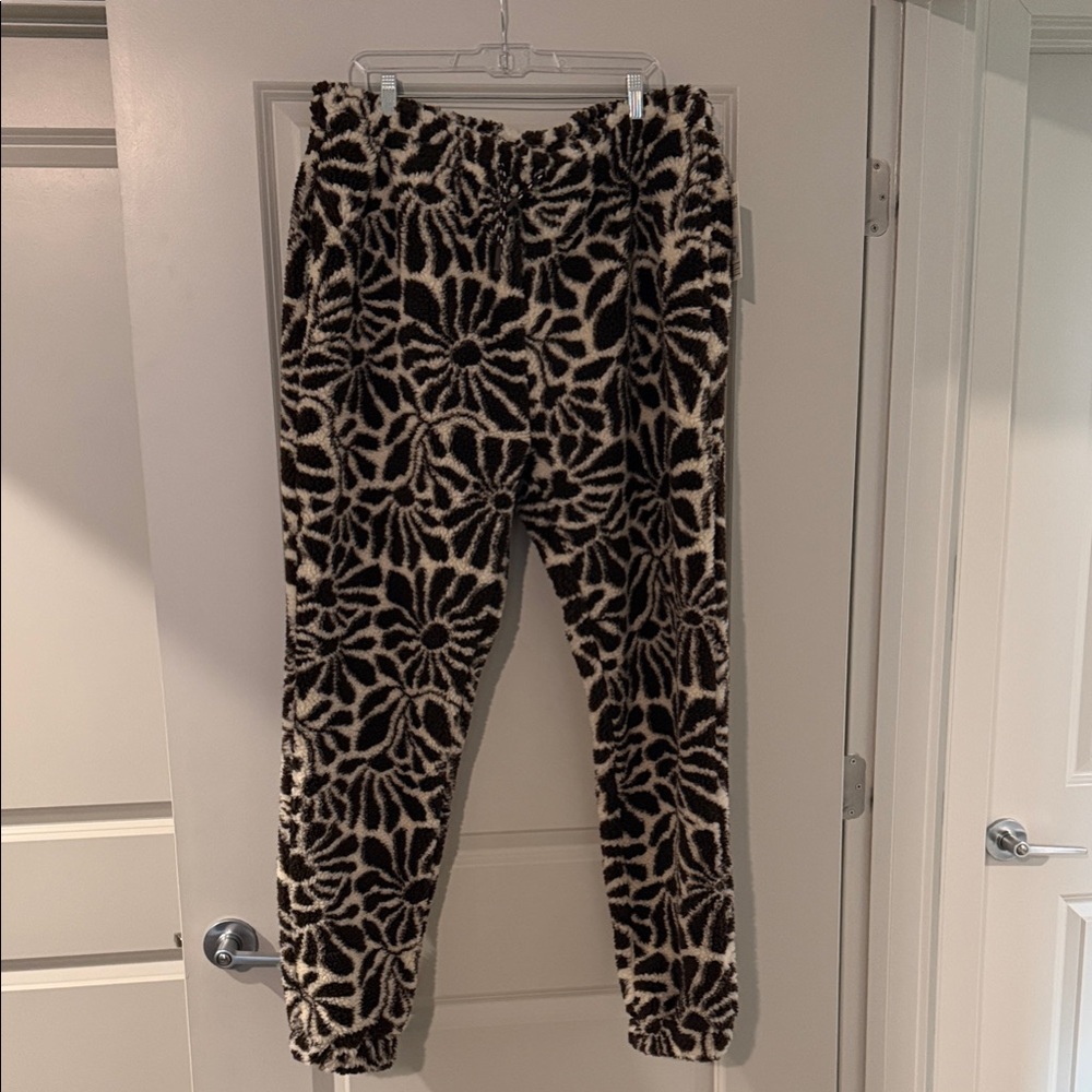 Parks Project High Dessert Wildflower High Pile Joggers